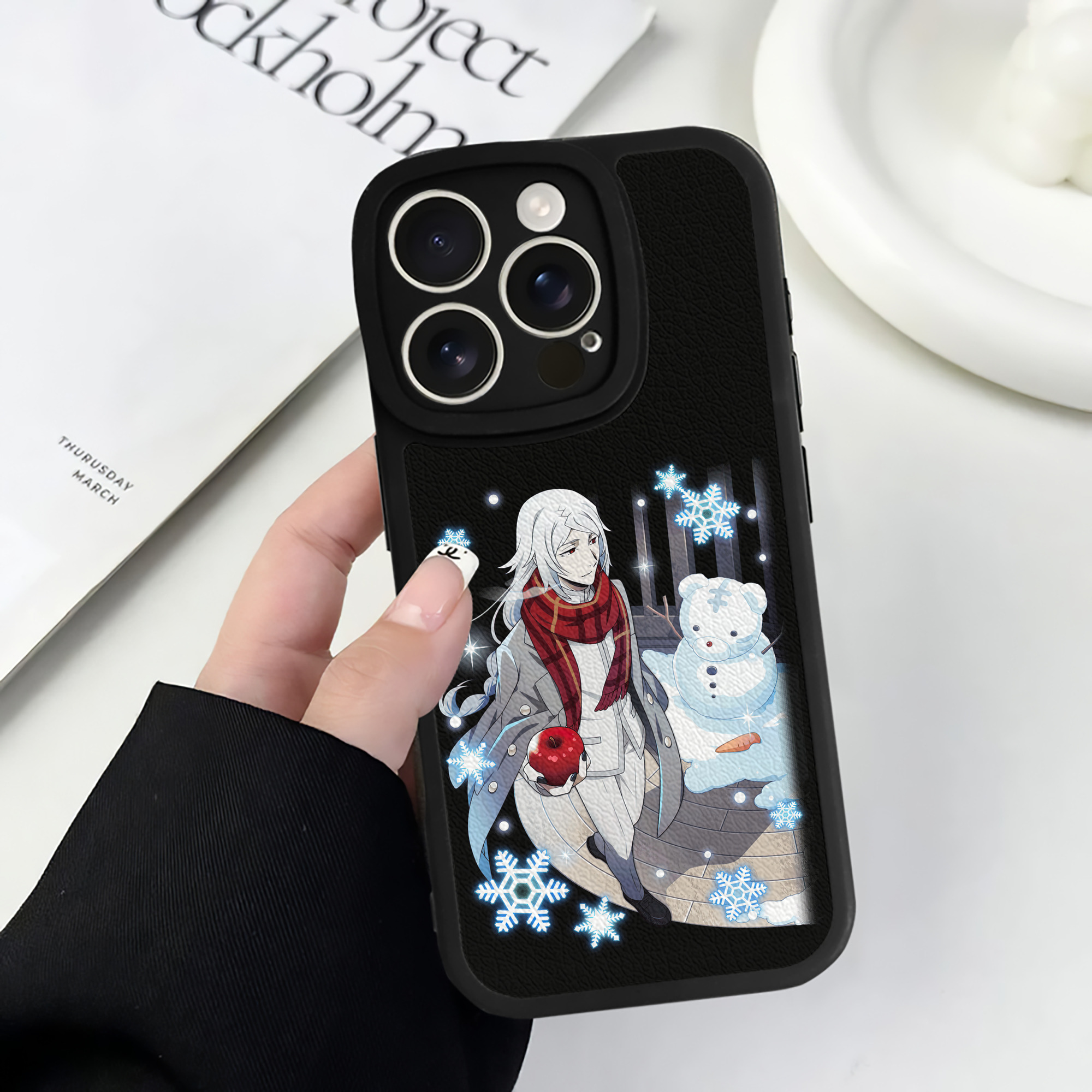 （画像用） 文豪ストレイドッグス Bungo Stray Dogs 【iPhone 16シリーズ対応】シリコンスマホケース（レザー調） 材質：シリコン